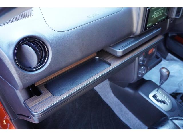 プロボックス ハイブリッドＦ　カスタムギアコンプリートＤｙｎａｓｔｙ前後バンパーＬＥＤプロジェクターヘッドライトＲＴタイヤヴィンテージレザーシートカバーＤピラースピーカーゼブラウッドインテリア助手席テーブルセンターコンソール（48枚目）