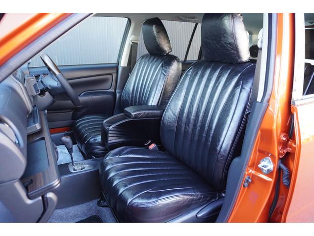 プロボックス ハイブリッドＦ　カスタムギアコンプリートＤｙｎａｓｔｙ前後バンパーＬＥＤプロジェクターヘッドライトＲＴタイヤヴィンテージレザーシートカバーＤピラースピーカーゼブラウッドインテリア助手席テーブルセンターコンソール（52枚目）