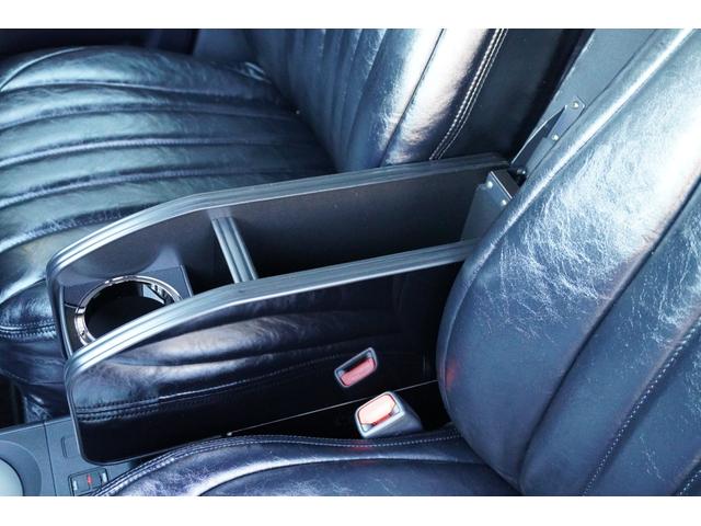 プロボックス ハイブリッドＦ　カスタムギアコンプリートＤｙｎａｓｔｙ前後バンパーＬＥＤプロジェクターヘッドライトＲＴタイヤヴィンテージレザーシートカバーＤピラースピーカーゼブラウッドインテリア助手席テーブルセンターコンソール（54枚目）