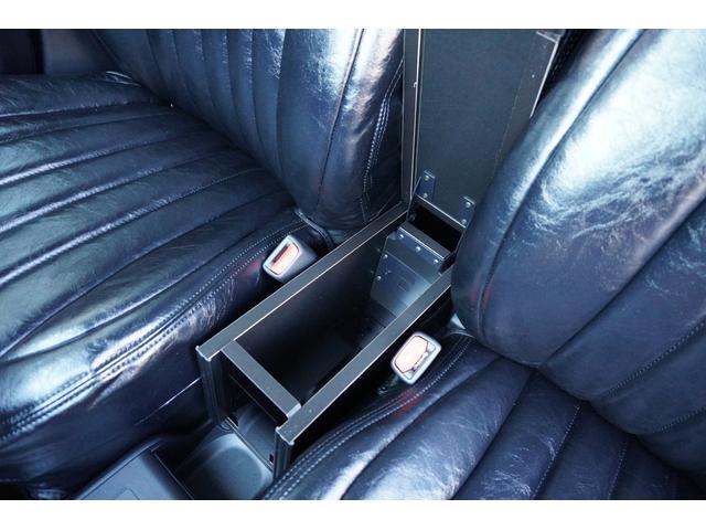 プロボックス ハイブリッドＦ　カスタムギアコンプリートＤｙｎａｓｔｙ前後バンパーＬＥＤプロジェクターヘッドライトＲＴタイヤヴィンテージレザーシートカバーＤピラースピーカーゼブラウッドインテリア助手席テーブルセンターコンソール（55枚目）