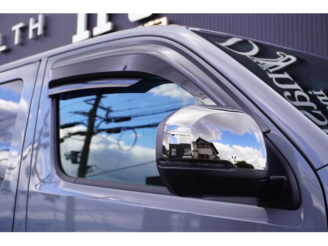 キャラバン ロンググランドプレミアムＧＸ　ＤｙｎａｓｔｙＧＴ－ｖフルエアロカスタムコンプリートオーバーフェンダー１７ｉｎアルミバケットシートカバーベットキット重歩行用フロアシートラゲッジサイドテーブル地ナビ後席モニターセンターコンソール（17枚目）