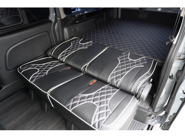 キャラバン ロンググランドプレミアムＧＸ　ＤｙｎａｓｔｙＧＴ－ｖフルエアロカスタムコンプリートオーバーフェンダー１７ｉｎアルミバケットシートカバーベットキット重歩行用フロアシートラゲッジサイドテーブル地ナビ後席モニターセンターコンソール（46枚目）