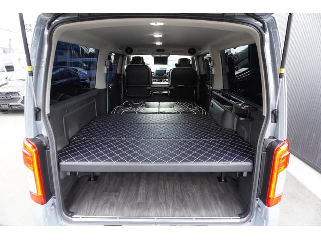 キャラバン ロンググランドプレミアムＧＸ　ＤｙｎａｓｔｙＧＴ－ｖフルエアロカスタムコンプリートオーバーフェンダー１７ｉｎアルミバケットシートカバーベットキット重歩行用フロアシートラゲッジサイドテーブル地ナビ後席モニターセンターコンソール（47枚目）