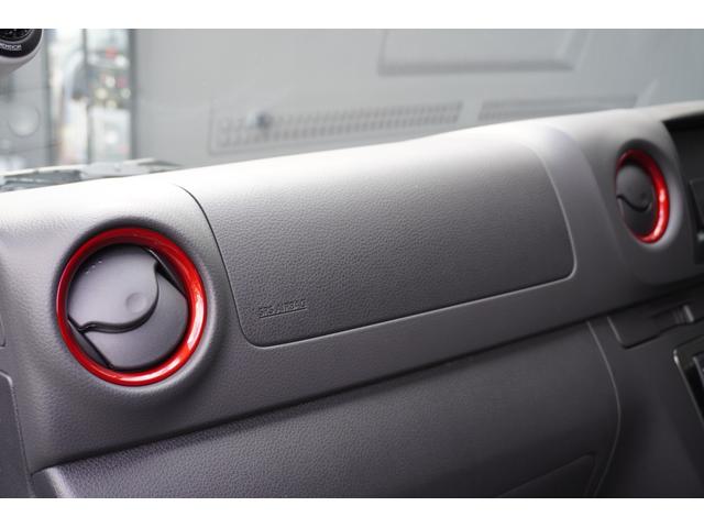 キャラバン ロンググランドプレミアムＧＸ　ＤｙｎａｓｔｙＧＴ－ｖフルエアロカスタムコンプリートオーバーフェンダー１７ｉｎアルミバケットシートカバーベットキット重歩行用フロアシートラゲッジサイドテーブル地ナビ後席モニターセンターコンソール（61枚目）