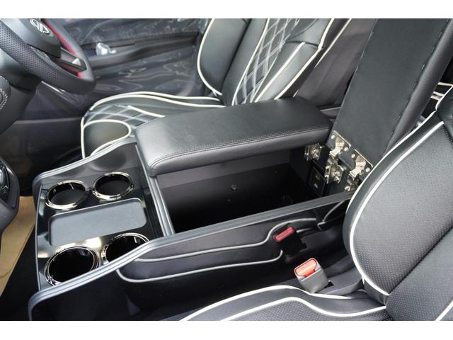 キャラバン ロンググランドプレミアムＧＸ　ＤｙｎａｓｔｙＧＴ－ｖフルエアロカスタムコンプリートオーバーフェンダー１７ｉｎアルミバケットシートカバーベットキット重歩行用フロアシートラゲッジサイドテーブル地ナビ後席モニターセンターコンソール（65枚目）