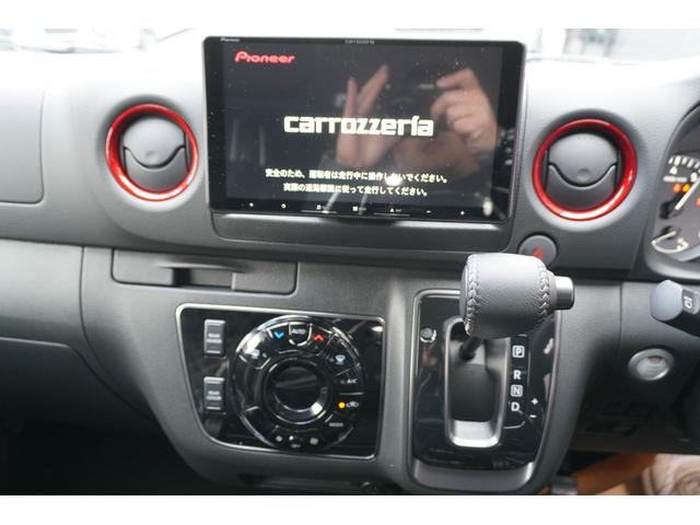 キャラバン ロンググランドプレミアムＧＸ　ＤｙｎａｓｔｙＧＴ－ｖフルエアロカスタムコンプリートオーバーフェンダー１７ｉｎアルミバケットシートカバーベットキット重歩行用フロアシートラゲッジサイドテーブル地ナビ後席モニターセンターコンソール（68枚目）