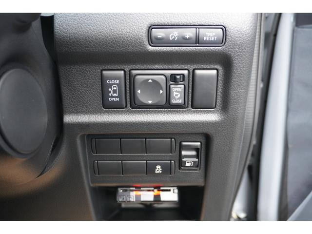 キャラバン ロンググランドプレミアムＧＸ　ＤｙｎａｓｔｙＧＴ－ｖフルエアロカスタムコンプリートオーバーフェンダー１７ｉｎアルミバケットシートカバーベットキット重歩行用フロアシートラゲッジサイドテーブル地ナビ後席モニターセンターコンソール（72枚目）