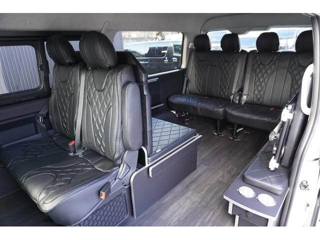 �R��ڌ������Q���x�b�g�Ƌ�Ζʃ��E���W�d�l�W�J�I���q�������݂ɂē����{�H�o���܂��I