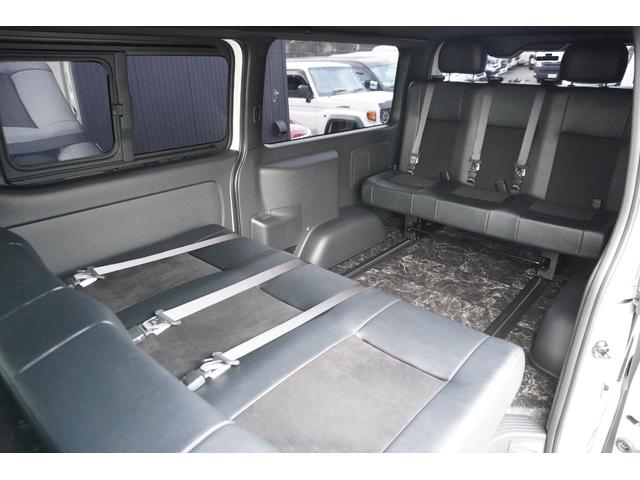 �Ζʃ��E���W�d�l�W�J�I���q�������݂ɂē����{�H���o���܂��I