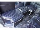 GL 登録済み未使用車2列目3人掛けI-seatREVOシート対面ラウンジベッド家具IF-WR9フローリングテーブルフルフラットベッド対面ラウンジアルパインBIGX11inナビ後席モニターセンターコンソール(25枚目)