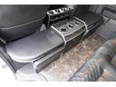 ＧＬ　登録済み未使用車２列目３名Ｉ－ｓｅａｔＲＥＶＯシート対面ラウンジベッド家具ＩＦ－ＷＲ９フローリングテーブル天井間接照明フルフラットベッド対面ラウンジ地ナビ後席モニター天井スピーカーセンターコンソール（25枚目）