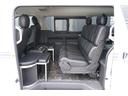 ＧＬ　登録済み未使用車２列目３名Ｉ－ｓｅａｔＲＥＶＯシート対面ラウンジベッド家具ＩＦ－ＷＲ９フローリングテーブル天井間接照明フルフラットベッド対面ラウンジ地ナビ後席モニター天井スピーカーセンターコンソール（27枚目）