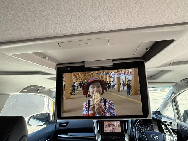アルファード ２．５Ｓ　Ｃパッケージ　ムーンルーフ　デジタルミラー　ＢＳＭ　純正後席モニター　９型ＤＡナビＴＶ　Ｂカメラ　パワートランク　前後ドラレコ　ＥＴＣ２．０　３眼ＬＥＤ　合皮シート　快適温熱シート　パワーシート　ステアヒーター（5枚目）