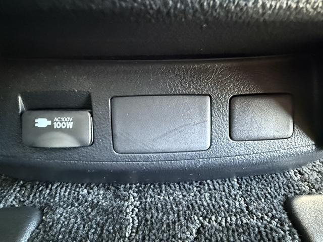アルファード ２．５Ｓ　Ｃパッケージ　ムーンルーフ　デジタルミラー　ＢＳＭ　純正後席モニター　９型ＤＡナビＴＶ　Ｂカメラ　パワートランク　前後ドラレコ　ＥＴＣ２．０　３眼ＬＥＤ　合皮シート　快適温熱シート　パワーシート　ステアヒーター（52枚目）