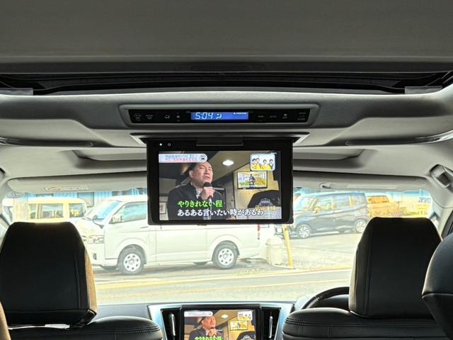 ヴェルファイア ２．５Ｚ　Ｇエディション　ムーンルーフ　純正１０型ナビＴＶ　純正後席モニター　プリクラッシュ　ＡＣＣ　Ｂカメラ　ＥＴＣ２．０　ドラレコ　ワンオーナー禁煙　パワートランク　ステアヒーター　パワーシート　両側パワスラ　ＬＥＤランプ（5枚目）