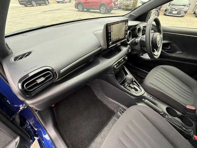 ヤリス Ｇ　ＢＳＭ　３６０ビュー　フルＬＥＤランプ　リアコンビネーションランプ　ドラレコ付き自動防眩ミラー　インテリジェントクリアランスソナー　８型ＤＡナビ　ワンオーナー　禁煙　セーフティセンス　ＥＴＣ（52枚目）