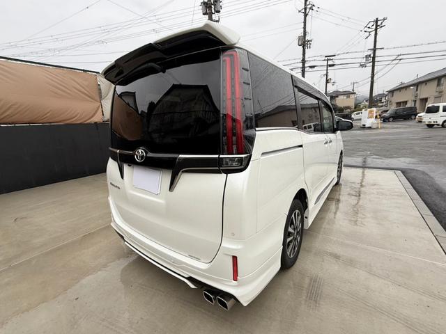 エスクァイア Gi プレミアムパッケージ ブラックテーラード モデリスタエアロFSR モデリスタリアスポイラー 純正10型ナビTV 純正後席モニター ETC Tz前後ドラレコ 快適温熱シート Bカメラ ステアヒーター 左右独立AAC リアAAC 両側パワスラ(17枚目)