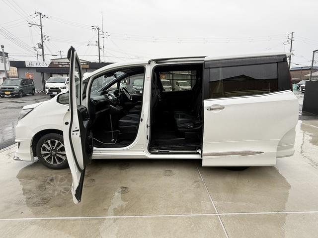 エスクァイア Gi プレミアムパッケージ ブラックテーラード モデリスタエアロFSR モデリスタリアスポイラー 純正10型ナビTV 純正後席モニター ETC Tz前後ドラレコ 快適温熱シート Bカメラ ステアヒーター 左右独立AAC リアAAC 両側パワスラ(26枚目)