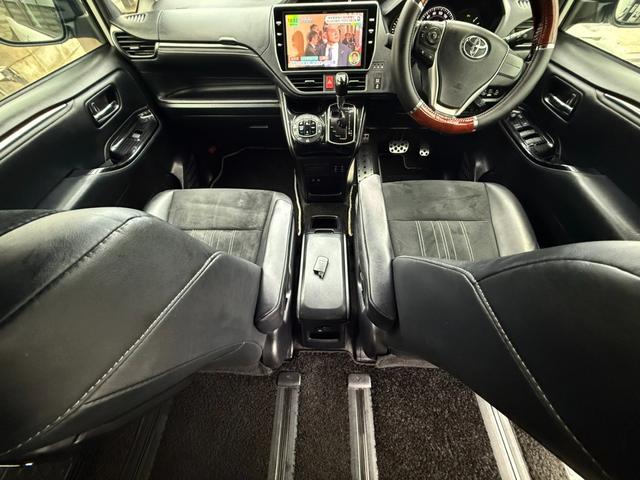 エスクァイア Gi プレミアムパッケージ ブラックテーラード モデリスタエアロFSR モデリスタリアスポイラー 純正10型ナビTV 純正後席モニター ETC Tz前後ドラレコ 快適温熱シート Bカメラ ステアヒーター 左右独立AAC リアAAC 両側パワスラ(30枚目)