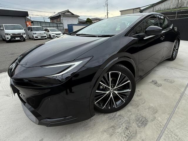 プリウス Ｚ　パノラマルーフ　デジタルインナーミラー／ドラレコ　１２．３インチＤＡ　地デジＴＶ　ＢＳＭ　パノラミックビューモニター　パワーバックドア　ＥＴＣ２．０　禁煙車　合皮シート　シートベンチレーション（12枚目）