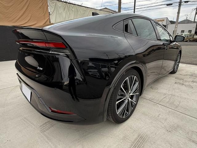 プリウス Ｚ　パノラマルーフ　デジタルインナーミラー／ドラレコ　１２．３インチＤＡ　地デジＴＶ　ＢＳＭ　パノラミックビューモニター　パワーバックドア　ＥＴＣ２．０　禁煙車　合皮シート　シートベンチレーション（18枚目）