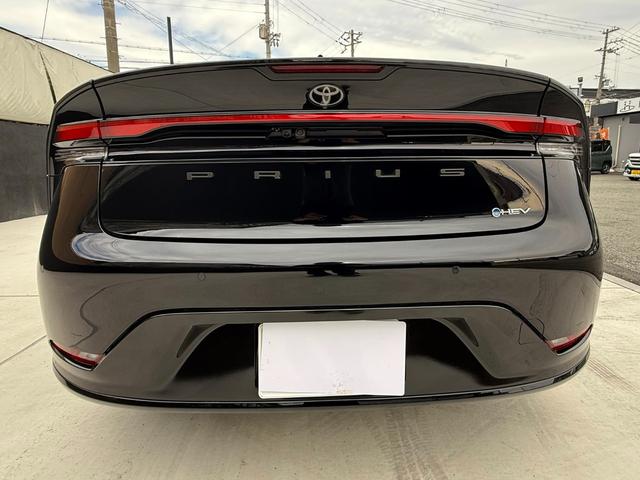 プリウス Ｚ　パノラマルーフ　デジタルインナーミラー／ドラレコ　１２．３インチＤＡ　地デジＴＶ　ＢＳＭ　パノラミックビューモニター　パワーバックドア　ＥＴＣ２．０　禁煙車　合皮シート　シートベンチレーション（21枚目）