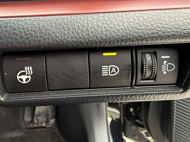 プリウス Ｚ　パノラマルーフ　デジタルインナーミラー／ドラレコ　１２．３インチＤＡ　地デジＴＶ　ＢＳＭ　パノラミックビューモニター　パワーバックドア　ＥＴＣ２．０　禁煙車　合皮シート　シートベンチレーション（37枚目）