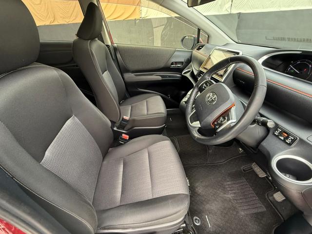 シエンタ ファンベースG 純正9インチSDナビフルセグTV パノラマビューモニター LEDランプパッケージ シートヒーター ハンドルヒーター ETC ソナーFR セーフティーセンス 禁煙車 両側パワスラLED(32枚目)