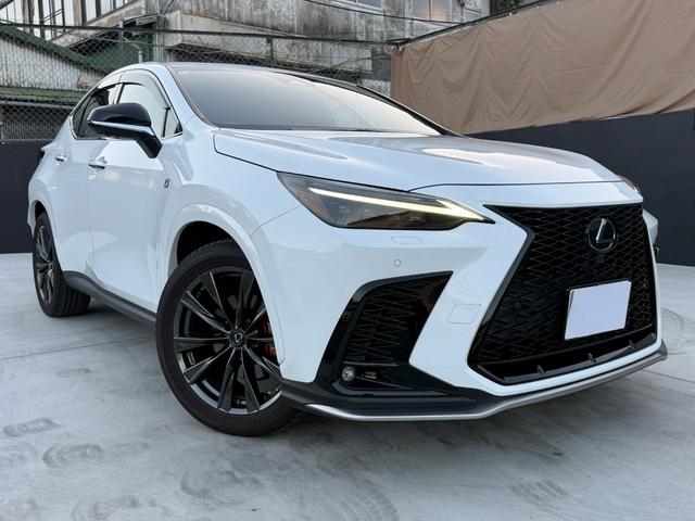 NX NX450h+ Fスポーツ サンルーフ 360ビュー デジタルミラー オレンジブレーキキャリパー 置くだけ充電 純正ドラレコ 禁煙 赤レザー シートヒーター前後 ベンチレーション 14型DA ステアヒーター 3眼フルLED(2枚目)