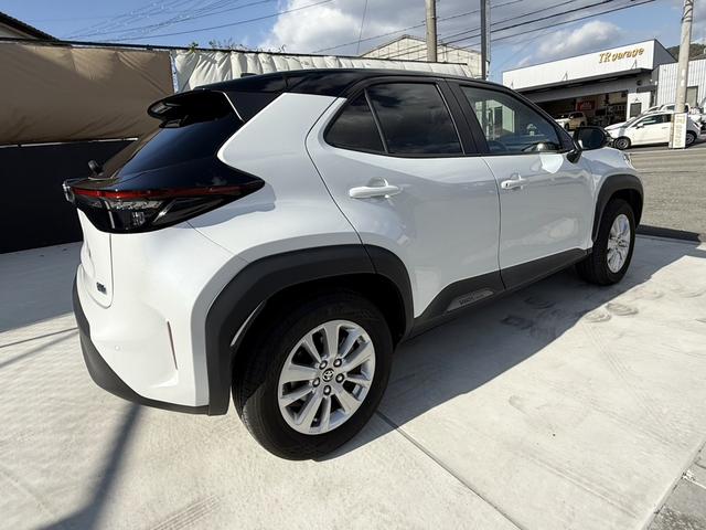 ヤリスクロス ハイブリッドG 8型DA ETC 前後ドラレコ 360ビュー 2トーンカラー フルLEDランプ パーキングサポートブレーキ 革巻きハンドル ステアスイッチ 禁煙 16AW セーフティセンス 充電用USBタイプC端子(14枚目)