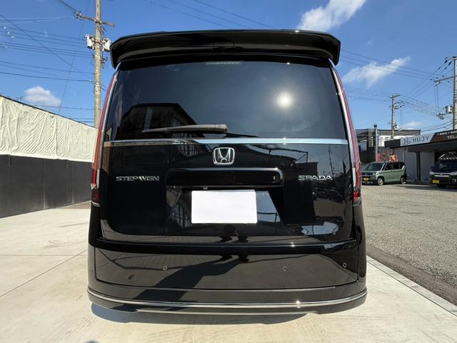 ステップワゴン スパーダ　１１．４型ナビＴＶ　Ｂカメラ　ミラー型ドラレコ　ＥＴＣ　パワートランク　両側パワスラ　ホンダセンシング　シートヒーター　１０．２型デジタルグラフィックメーター　トリプルゾーンコントロールフルＡＡＣ（17枚目）