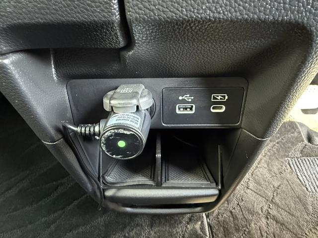 ステップワゴン スパーダ　１１．４型ナビＴＶ　Ｂカメラ　ミラー型ドラレコ　ＥＴＣ　パワートランク　両側パワスラ　ホンダセンシング　シートヒーター　１０．２型デジタルグラフィックメーター　トリプルゾーンコントロールフルＡＡＣ（45枚目）