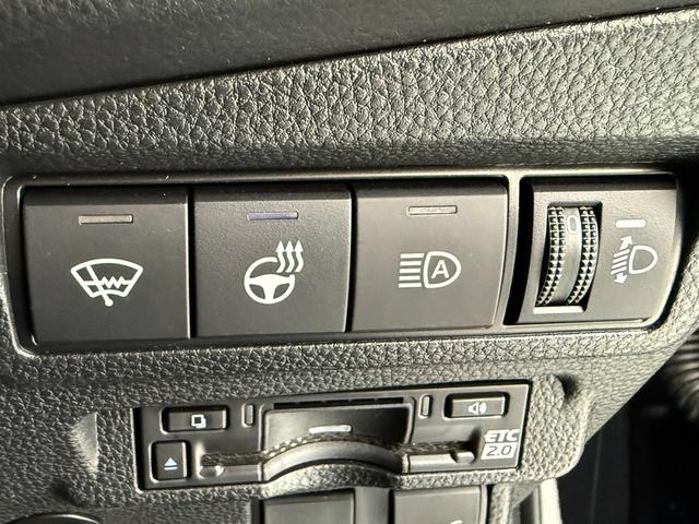 カローラクロス ハイブリッド Z モデリスタエアロFSRモデリスタ18AW モデリスタカラードフェンダー モデリスタパーツ 10.5ディスプレイナビTV360度ビュー BSM パノラマルーフ チームメイト 寒冷地 ワンオーナー 禁煙車(42枚目)