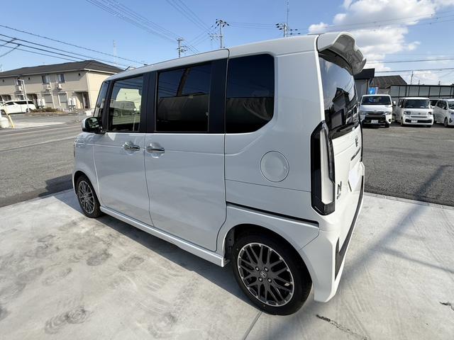 Ｎ－ＢＯＸカスタム ターボ　社外ＤＡ　Ｂカメラ　ＥＴＣ　両側パワスラ　ハーフレザー　シートヒーター　ホンダセンシング　ソナーＦＲ　ワンオーナー　禁煙　フルＬＥＤランプ　１５ＡＷ　革巻きハンドル　パドルシフト　ＴＦＴ液晶メーター（22枚目）