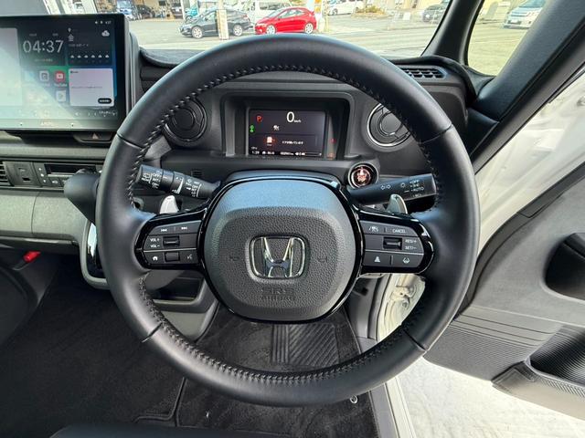 Ｎ－ＢＯＸカスタム ターボ　社外ＤＡ　Ｂカメラ　ＥＴＣ　両側パワスラ　ハーフレザー　シートヒーター　ホンダセンシング　ソナーＦＲ　ワンオーナー　禁煙　フルＬＥＤランプ　１５ＡＷ　革巻きハンドル　パドルシフト　ＴＦＴ液晶メーター（40枚目）