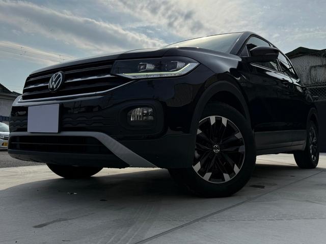 Ｔ－クロス ＴＳＩ　アクティブ　Ｄｉｓｃｏｖｅｒ　Ｐｒｏパッケージ　Ｂカメラ　ＥＴＣ２．０　ドラレコ　オールインセーフティ　１６ＡＷ　ルーフレール　ＬＥＤランプオートライト　革巻きハンドル　パドルシフト　左右独立ＡＡＣ　スマートキー（14枚目）