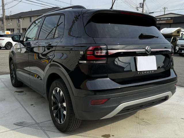 Ｔ－クロス ＴＳＩ　アクティブ　Ｄｉｓｃｏｖｅｒ　Ｐｒｏパッケージ　Ｂカメラ　ＥＴＣ２．０　ドラレコ　オールインセーフティ　１６ＡＷ　ルーフレール　ＬＥＤランプオートライト　革巻きハンドル　パドルシフト　左右独立ＡＡＣ　スマートキー（19枚目）