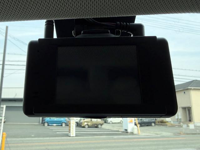 Ｔ－クロス ＴＳＩ　アクティブ　Ｄｉｓｃｏｖｅｒ　Ｐｒｏパッケージ　Ｂカメラ　ＥＴＣ２．０　ドラレコ　オールインセーフティ　１６ＡＷ　ルーフレール　ＬＥＤランプオートライト　革巻きハンドル　パドルシフト　左右独立ＡＡＣ　スマートキー（40枚目）