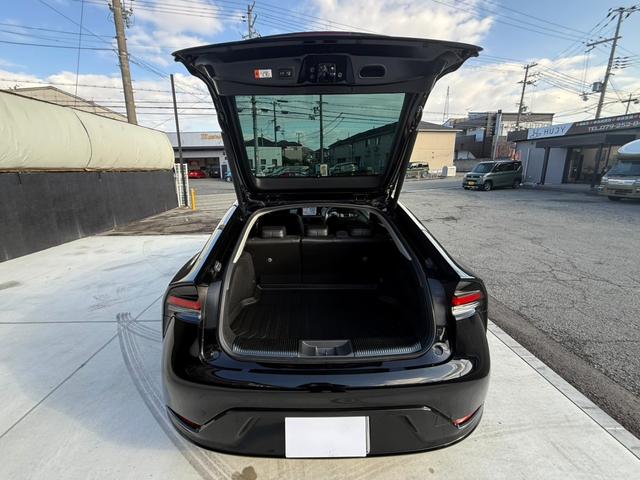 プリウス Ｚ　１２．３型ＤＡナビＴＶ　３６０ビュー　パワートランク　ＢＳＭ　ＥＴＣ２．０　合皮シート　ベンチレーション　ステアヒーター　ワイヤレス充電器　ミラー型ドラレコ　トヨタチームメイト　１９ＡＷ　パワーシート（19枚目）