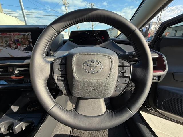 プリウス Ｚ　１２．３型ＤＡナビＴＶ　３６０ビュー　パワートランク　ＢＳＭ　ＥＴＣ２．０　合皮シート　ベンチレーション　ステアヒーター　ワイヤレス充電器　ミラー型ドラレコ　トヨタチームメイト　１９ＡＷ　パワーシート（42枚目）