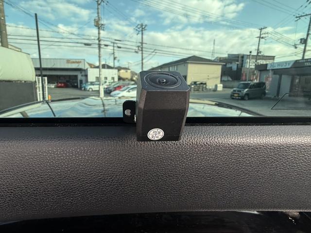 プリウス Ｚ　１２．３型ＤＡナビＴＶ　３６０ビュー　パワートランク　ＢＳＭ　ＥＴＣ２．０　合皮シート　ベンチレーション　ステアヒーター　ワイヤレス充電器　ミラー型ドラレコ　トヨタチームメイト　１９ＡＷ　パワーシート（52枚目）