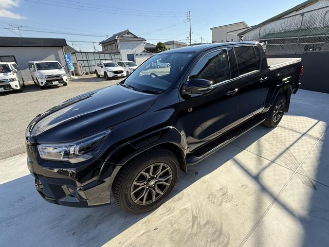 ハイラックス Ｚ　ＧＲスポーツ　９型ＤＡナビ　３６０ビュー　ユーティリティパッケージＡ　Ｔｚ前後ドラレコ　ＥＴＣ　トノカバー　ハーフレザースポーツシート　パワーシート　ＡＣＣ　アルミペダル　１８ＡＷ　ブレーキキャリパー　ソナー　禁煙（30枚目）