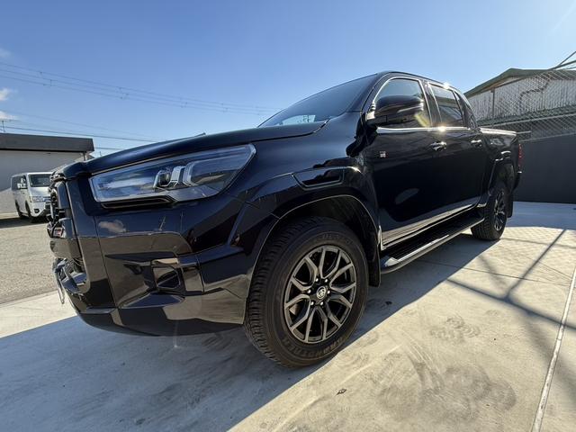 ハイラックス Ｚ　ＧＲスポーツ　９型ＤＡナビ　３６０ビュー　ユーティリティパッケージＡ　Ｔｚ前後ドラレコ　ＥＴＣ　トノカバー　ハーフレザースポーツシート　パワーシート　ＡＣＣ　アルミペダル　１８ＡＷ　ブレーキキャリパー　ソナー　禁煙（31枚目）