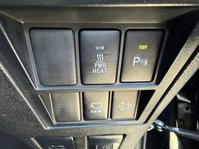 ハイラックス Ｚ　ＧＲスポーツ　９型ＤＡナビ　３６０ビュー　ユーティリティパッケージＡ　Ｔｚ前後ドラレコ　ＥＴＣ　トノカバー　ハーフレザースポーツシート　パワーシート　ＡＣＣ　アルミペダル　１８ＡＷ　ブレーキキャリパー　ソナー　禁煙（46枚目）