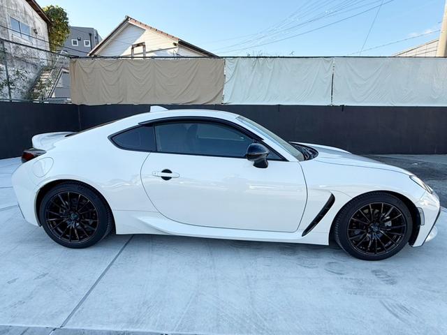 ＧＲ８６ ＳＺ　純正９インチＳＤナビフルセグＴＶ　Ｂカメラ　ドラレコ　アイサイトコアテクノロジー　ＬＥＤ　ＴＥＩＮダウンサス　フジツボマフラー　禁煙車　ＥＴＣ　リアソナー　ＷｅｄｓＳｐｏｒｔ１７ＡＷ（12枚目）