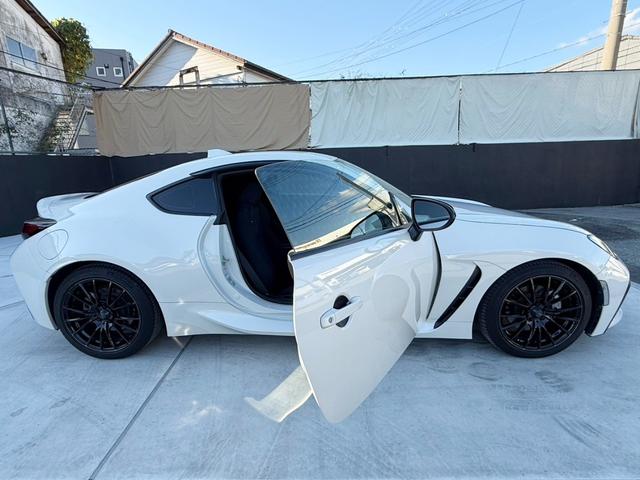 ＧＲ８６ ＳＺ　純正９インチＳＤナビフルセグＴＶ　Ｂカメラ　ドラレコ　アイサイトコアテクノロジー　ＬＥＤ　ＴＥＩＮダウンサス　フジツボマフラー　禁煙車　ＥＴＣ　リアソナー　ＷｅｄｓＳｐｏｒｔ１７ＡＷ（13枚目）