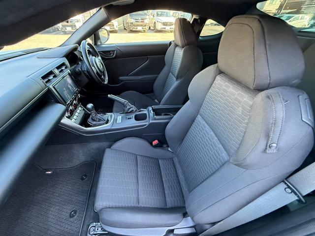 ＧＲ８６ ＳＺ　純正９インチＳＤナビフルセグＴＶ　Ｂカメラ　ドラレコ　アイサイトコアテクノロジー　ＬＥＤ　ＴＥＩＮダウンサス　フジツボマフラー　禁煙車　ＥＴＣ　リアソナー　ＷｅｄｓＳｐｏｒｔ１７ＡＷ（34枚目）