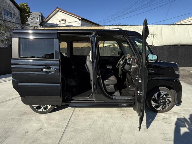 スペーシアカスタム ハイブリッドＸＳターボ　全方位モニター付メモリーナビ　スズキコネクト　ＴＶ　シートヒーター　ステアヒーター　ミラー型ドラレコ　ＥＴＣ　ＨＵＤ　両側パワスラ　セーフティサポート　フルＬＥＤランプ　革巻きハンドル　パドルシフト（12枚目）