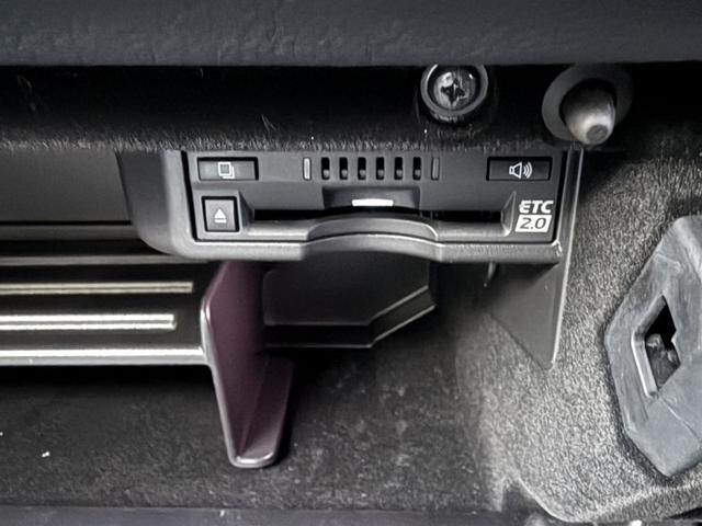 ＩＳ ＩＳ３００ｈ　Ｆスポーツ　ムーンルーフ　革スポーツシートセット　３眼フルＬＥＤヘッドランプ　パノラマビューモニター　オレンジキャリパー　ワンオーナー　禁煙車　ミラー型ドラレコ　ＥＴＣ２．０　ベンチレーション（35枚目）