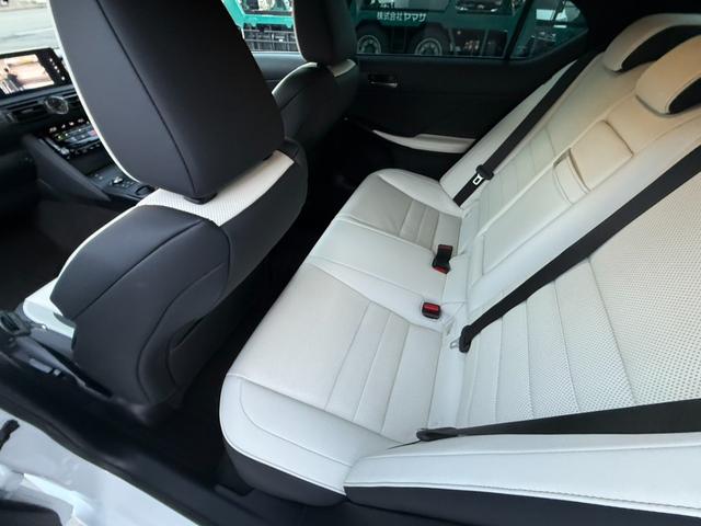 ＩＳ ＩＳ３００ｈ　Ｆスポーツ　ムーンルーフ　革スポーツシートセット　３眼フルＬＥＤヘッドランプ　パノラマビューモニター　オレンジキャリパー　ワンオーナー　禁煙車　ミラー型ドラレコ　ＥＴＣ２．０　ベンチレーション（48枚目）